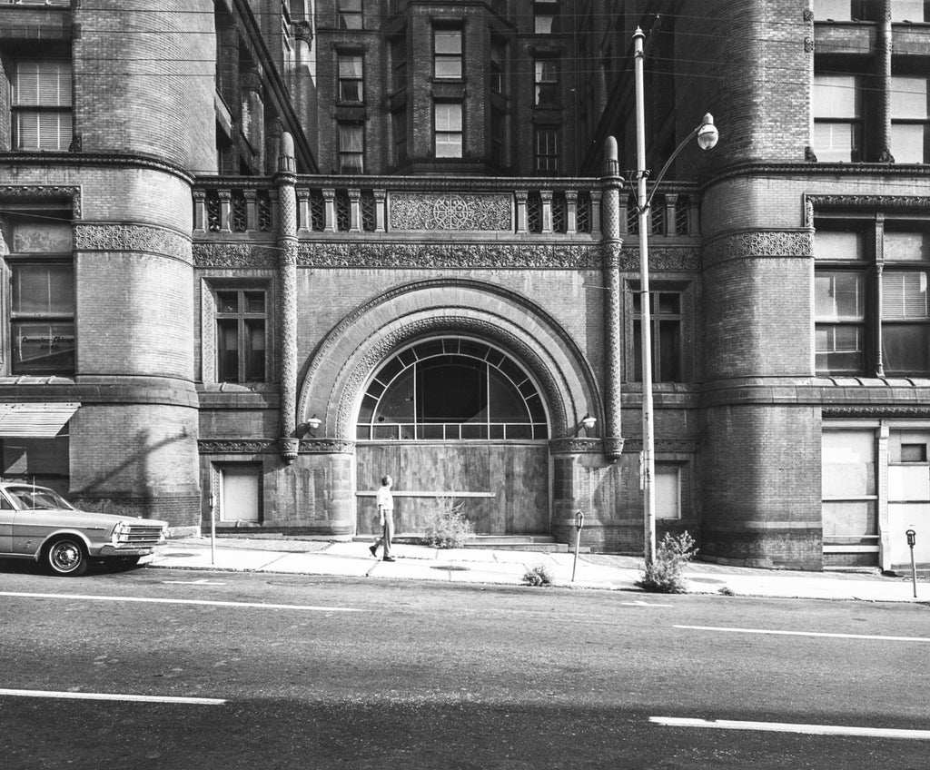original 1888 ornamental cast iron john wellborn root-designed kansas city board of trade building lobbyy fragment