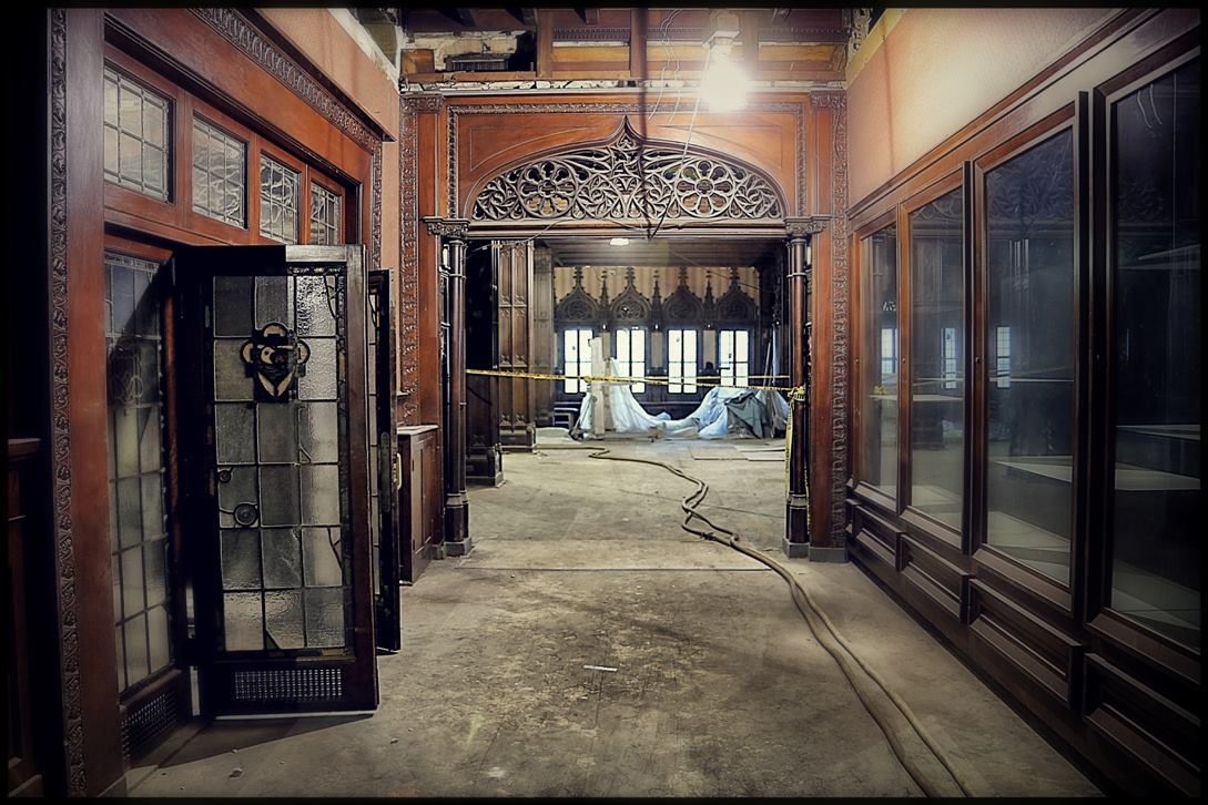 henry ives cobb-designed original 1893 carved mahogany wood panel from chicago athletic association building