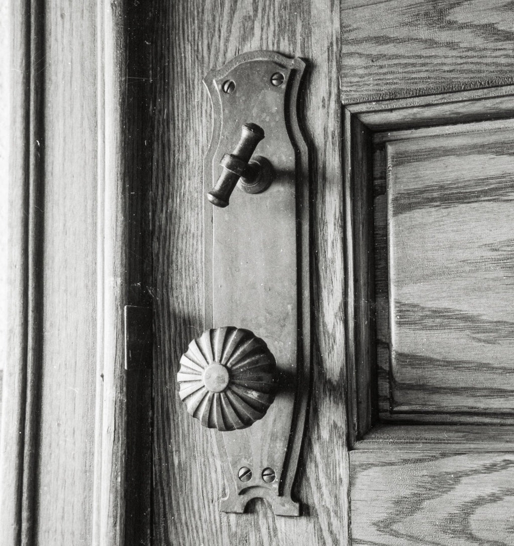 john wellborn root-designed 1888 kansas city board of trade building custom doorknob with bower-barff finish