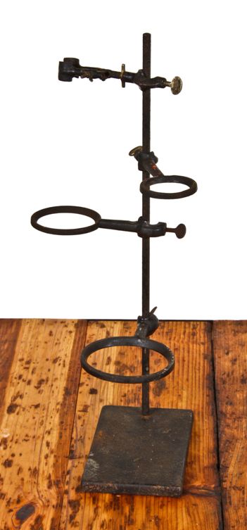 c. 1910-20 vintage medical freestanding scientific laboratory bench retort stand with ring clamps
