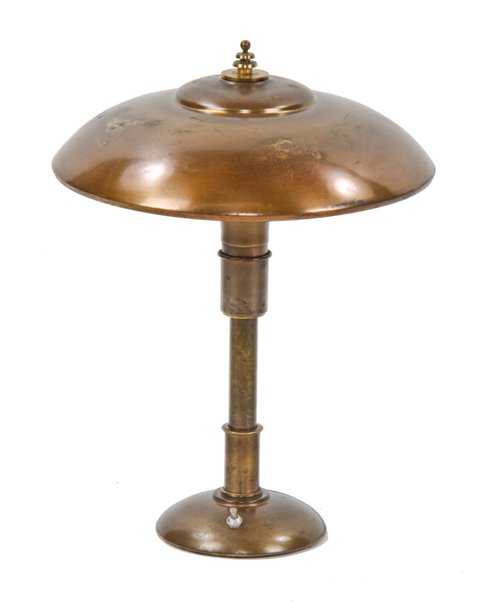 highly desirable original c. 1930's american art deco streamlined style faries "guardsman" table or desk lamp