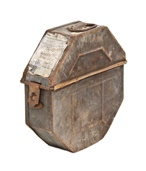original late 1930's vintage industrial moving picture film reel transport case with lockable hasp and drop handle