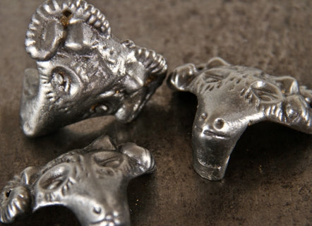 group of six original and intact early 20th century antique american minnesota "model a" sewing machine ram head cast iron drawer pulls