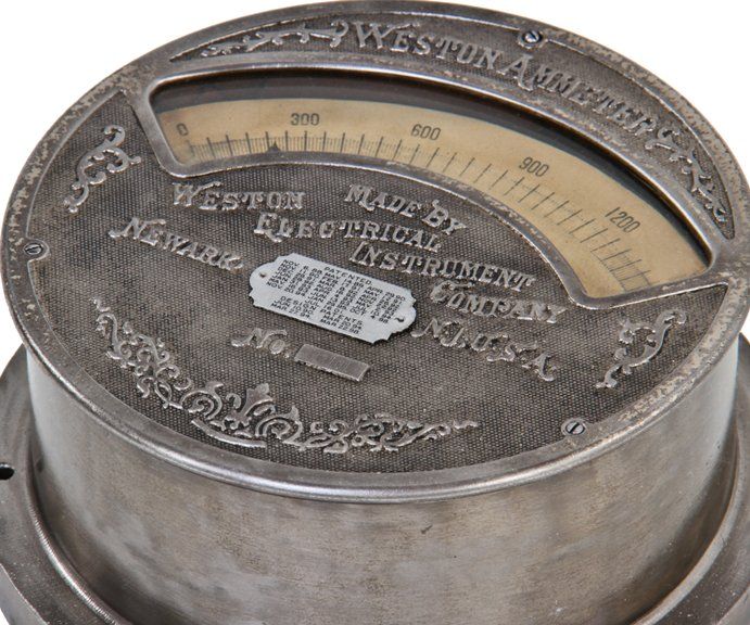 hard to find early 20th century salvaged chicago american industrial "moving iron" type surface mount building switchboard ammeter