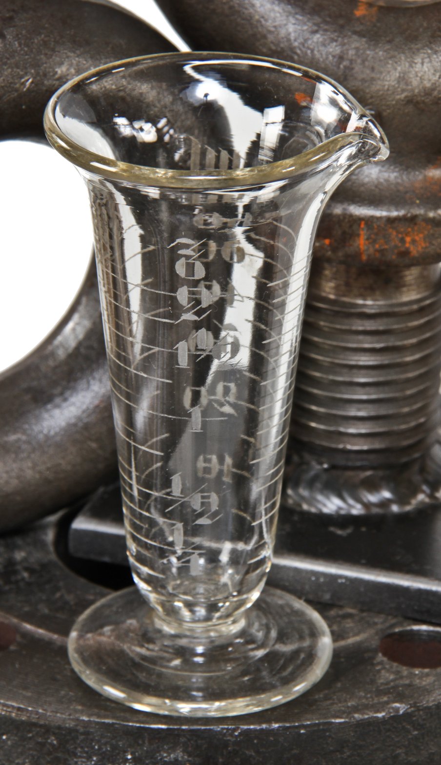 single all original and well maintained early 20th century antique american etched laboratory pressed glass conical-shaped measure