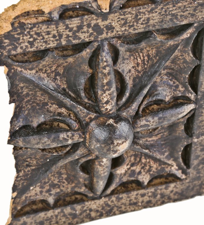 original c. 1905-07 american prairie school style speckle glazed michael reese hospital terra cotta stringcourse "thistle" rosette fragment