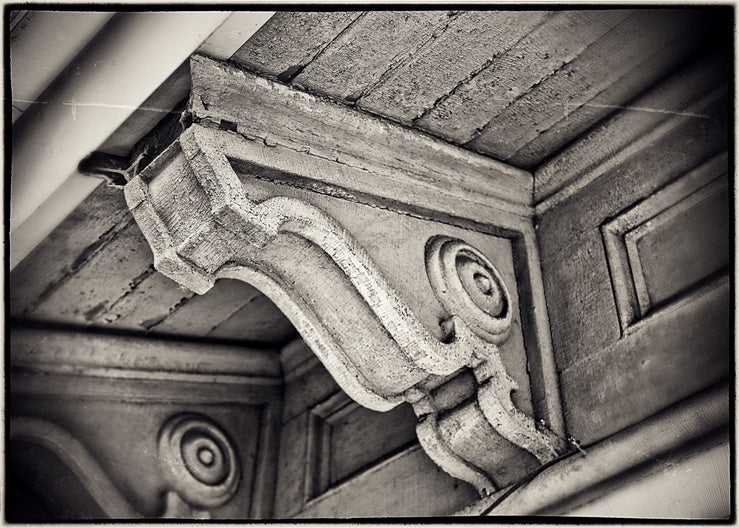 original and completely intact c. 1855 italianate style john kent russell house pine wood exterior eave bracket with opposed "bullseye" rondels