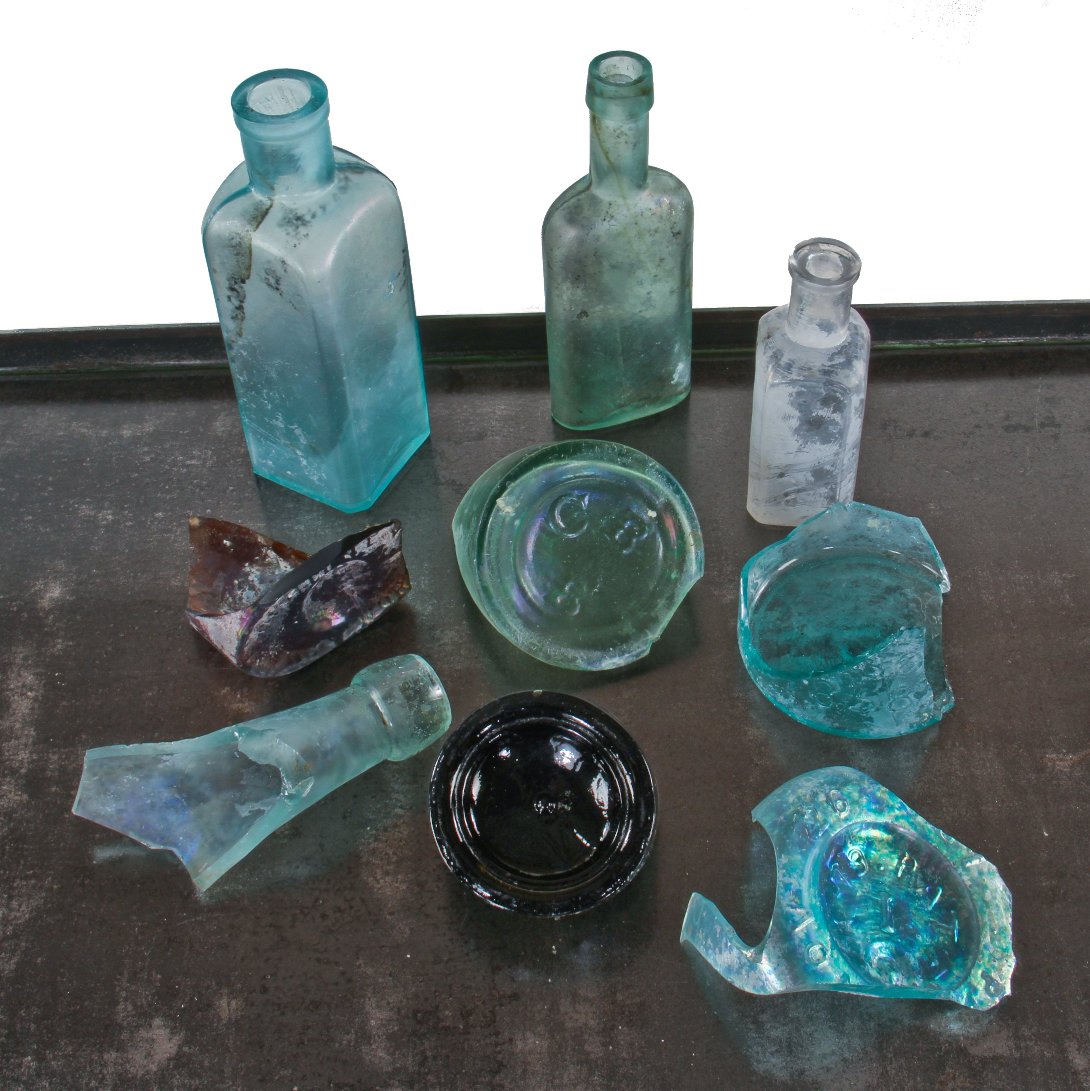 19th century chicago residential wood-lined privey medicinal and soda/ mineral water bottles and fragments