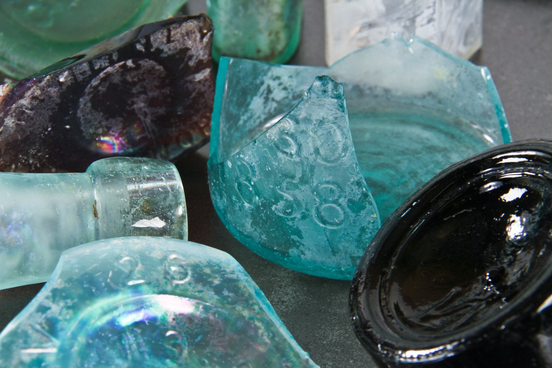 19th century chicago residential wood-lined privey medicinal and soda/ mineral water bottles and fragments