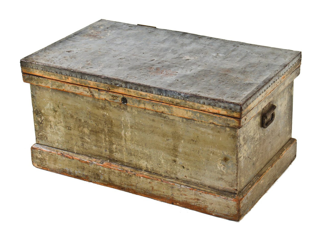 mid to late 19th century original oversized painted pine wood building carpenter's tool chest or box with spacious interior containing removable trays