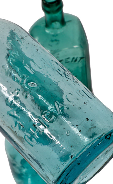 single all original c. 1865-1875 privy dug antique american blue aqua glass soda bottle with applied blob top manufactured for chicago bottlers sass & hafner.