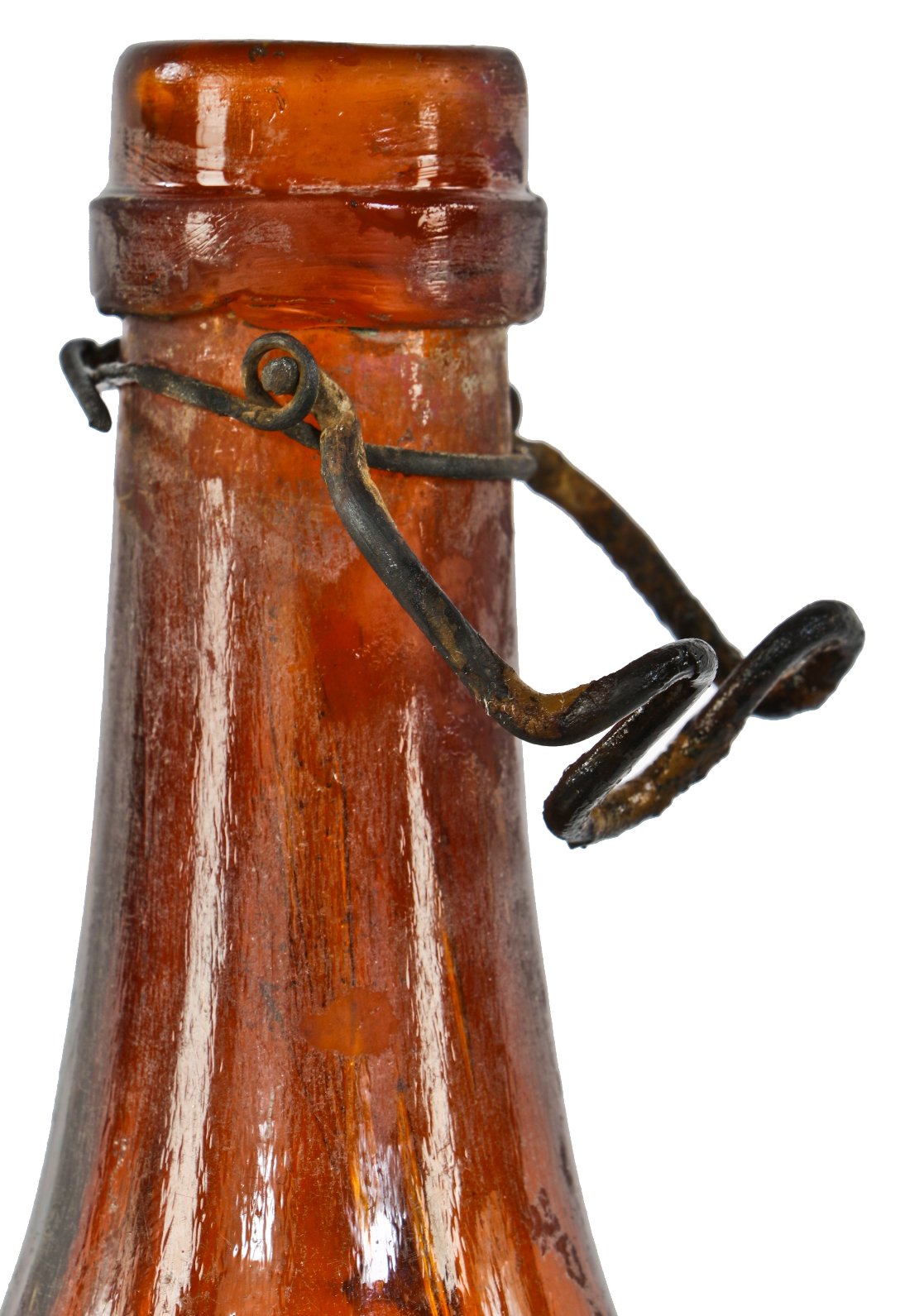 very rare and all original antique late 19th century richly colored amber quart bottle with circular-shaped slug plate manufactured for chicago bottler blass & hofelot