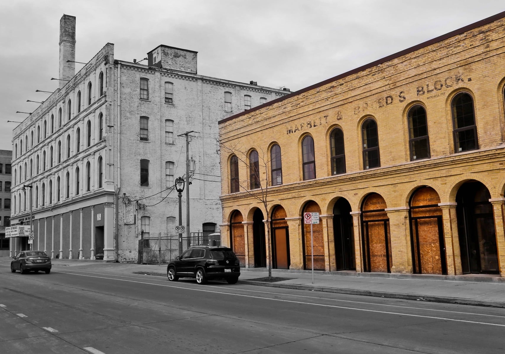 1860's matching exterior milwaukee ornamental cast iron rope motif column fragment bookends with exceptional old green crazed paint finish