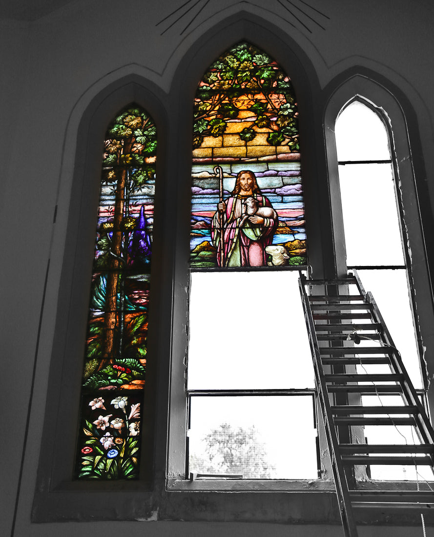 museum quality c. 1929 signed salvaged chicago lutheran church interior multi-paneled "munich style" narrative triptych window