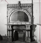 louis sullivan-designed 1883 selz residence carved wood exterior ornament salvaged during demolition in 1967