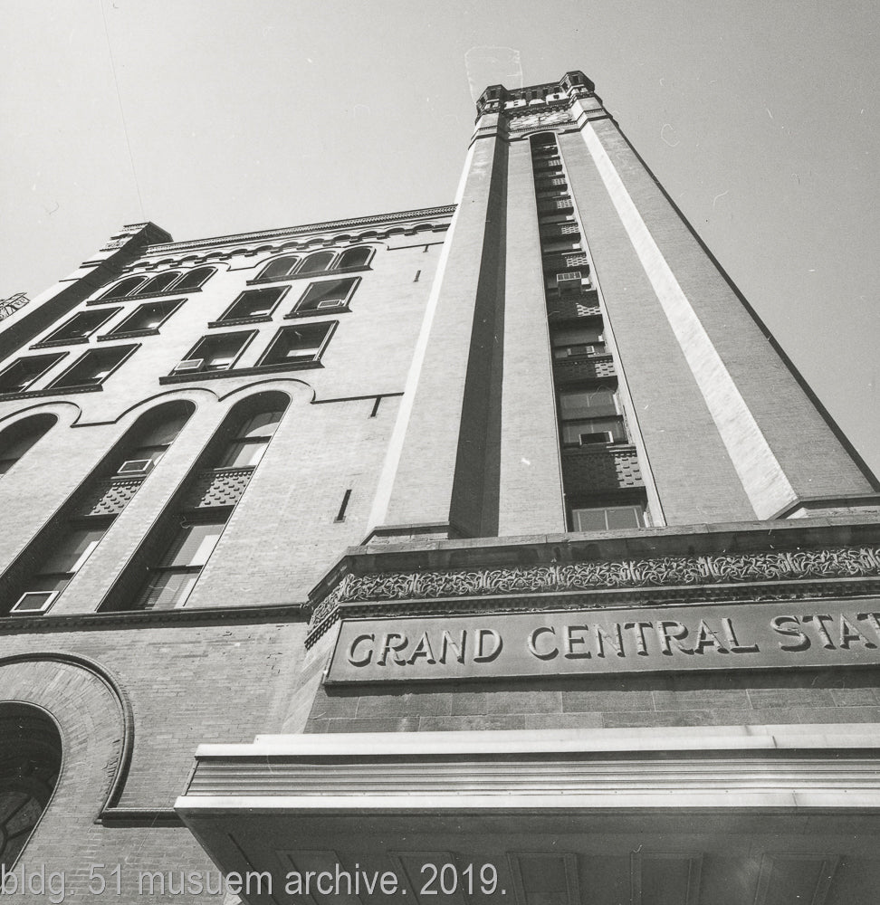 original c. 1890 historically-important salvaged chicago cast bronze door pull from s.s. beman's grand central station