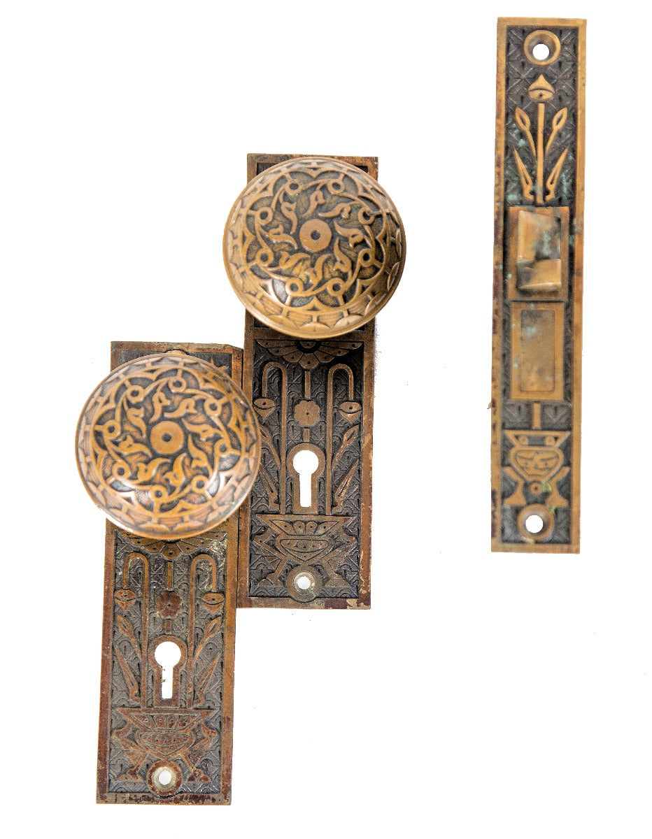 hard to find c. 1880's salvaged chicago ornamental cast brass interior residential "hoofed urn" pattern passage door hardware