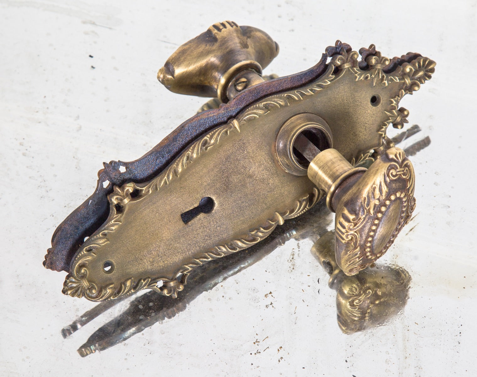 highly sought after all original late 19th or early 20th century salvaged chicago cast brass residential corbin passage door hardware
