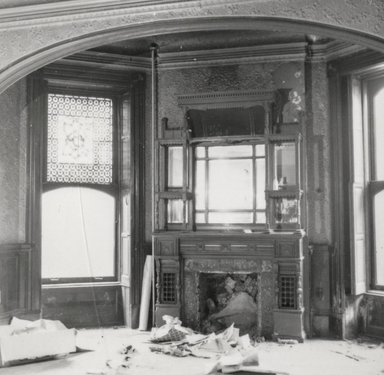 louis sullivan-designed 1883 selz residence carved wood exterior ornament salvaged during demolition in 1967