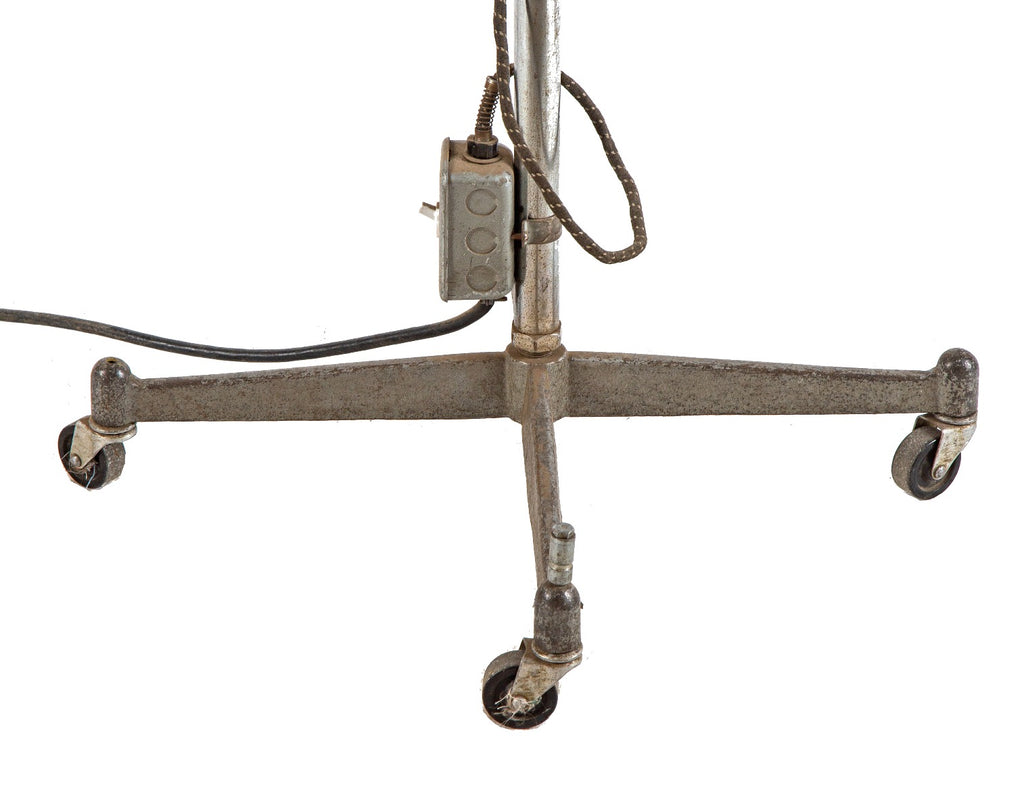 oversized vintage american industrial fully adjustable photogenic machine company stage light with stand