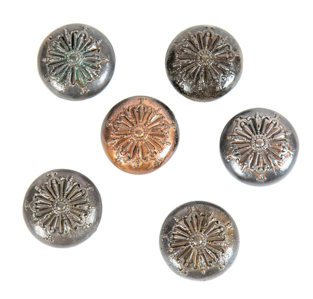 lot of matching early 20th century ornamental cast iron "ontario" pattern salvaged chicago passage doorknobs