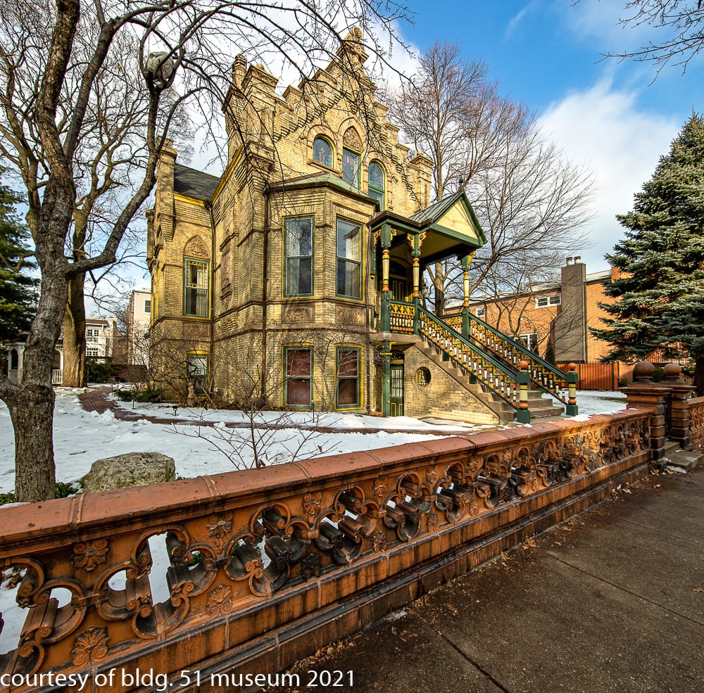 seldom found early example of northwestern terra cotta works buff-colored terra cotta exterior rosette