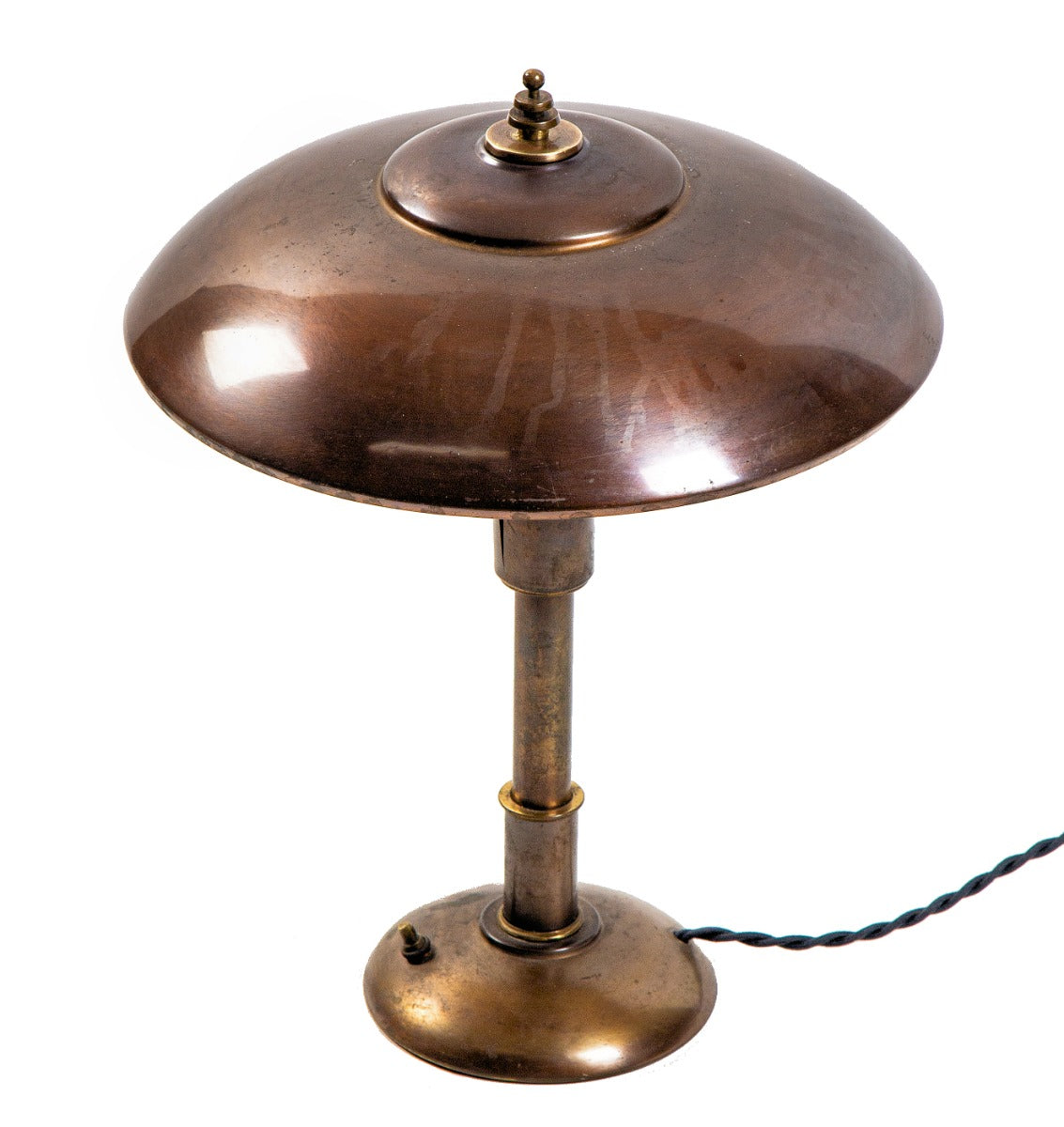 highly sought after original 1930s american art deco streamlined style faries "guardsman" table lamp with normandy bronze finish