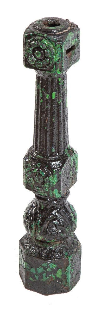 hard to find ornamental cast iron 1870s post-fire chicago freestanding exterior newel post with nicely weathered finish