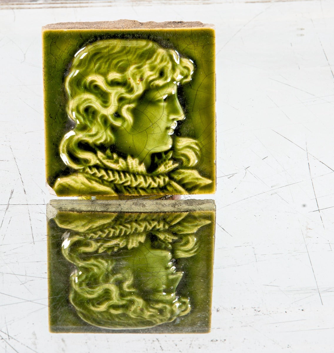rare richly colored 19th century green majolica glazed 4 x 4 inch american victorian-era fireplace tile