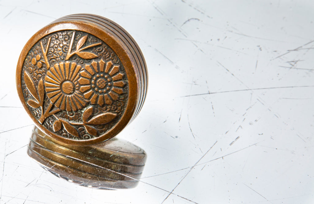 rare 19th century entrance size ornamental cast bronze "daisy" pattern anglo-japanese pattern doorknob