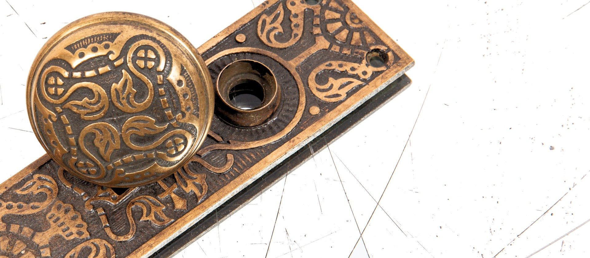 late 19th century salvaged chicago antique american ornamental cast brass doorknob and matching backplate