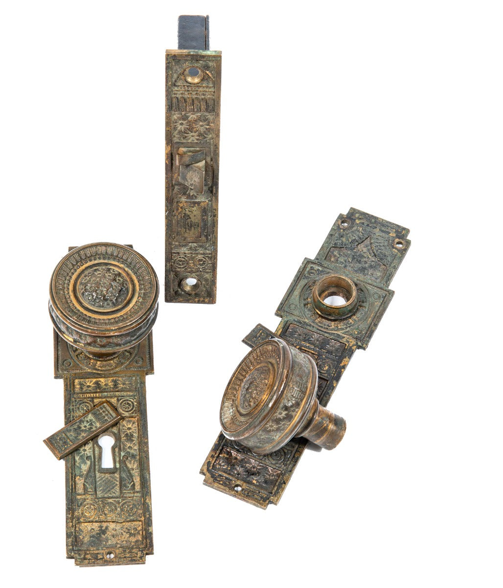 1880s fully functional george barkentin-designed "cushion" pattern ornamental cast bronze doorknob set