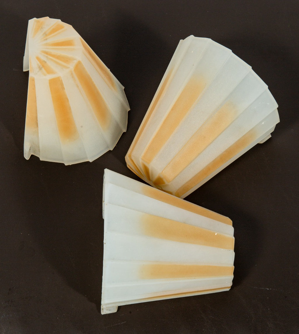 hard to find original patented two-tone r. williamson company baked enameled glass slip shade