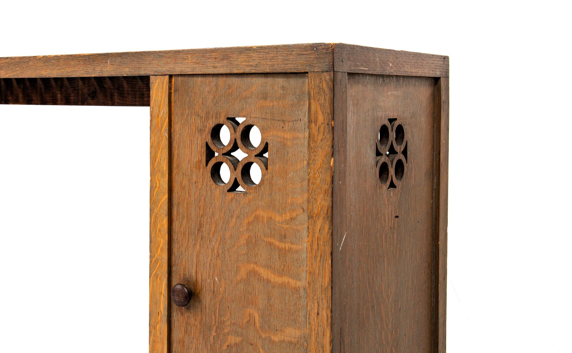 original 1918 barry byrne-designed quartered oak wood william f. tempel house radiator cover