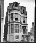 museum-quality 1881 john edelmann-designed carved mahogany wood levi strauss house plinth block
