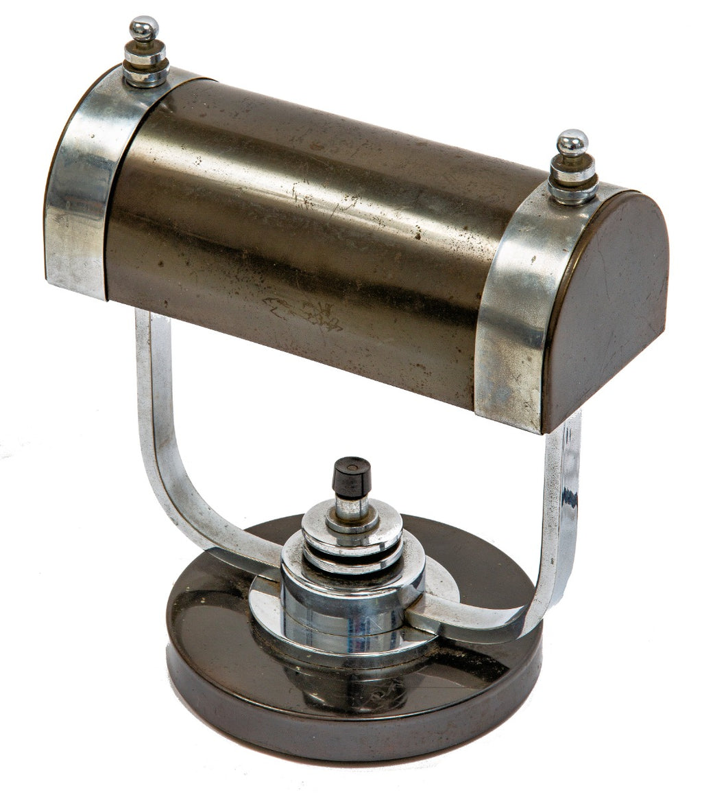 hard to find diminutive 1930s american art deco style machine age markel table lamp with speed ring ball finials