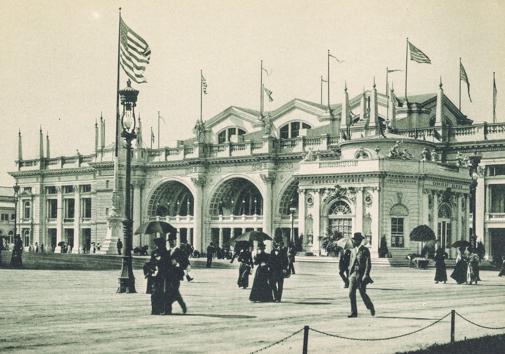 1894-95 original charles b. atwood-designed ornamental cast iron access panel from a chicago world's fair or columbian exposition