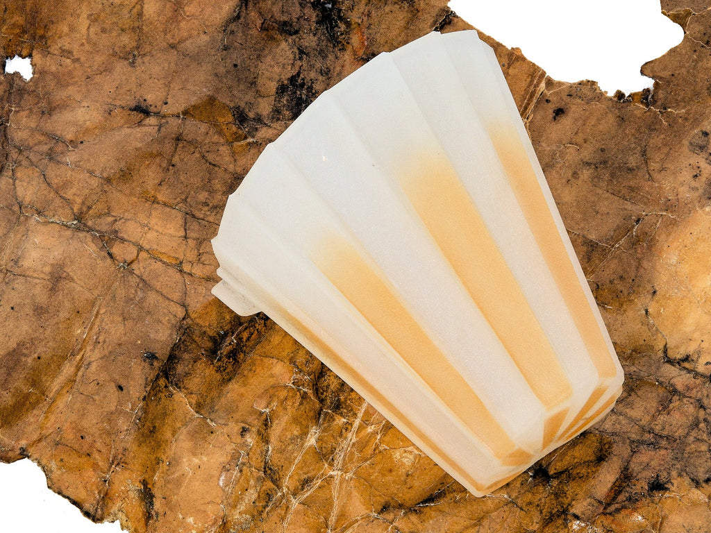 hard to find original american depression-era two-toned pressed fluted glass r. williamson slipper or drop shade