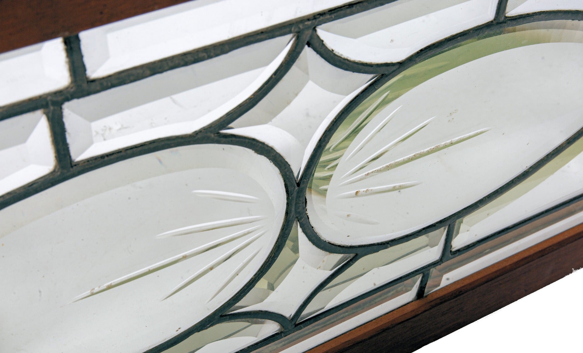 original all-beveled late 19th century leaded glass salvaged chicago transom window with wheel-cut sunburst center