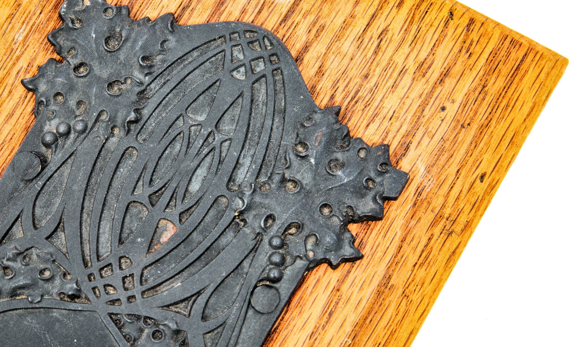 original louis h. sullivan-designed ornamental cast iron customized union trust building doorknob and backplate