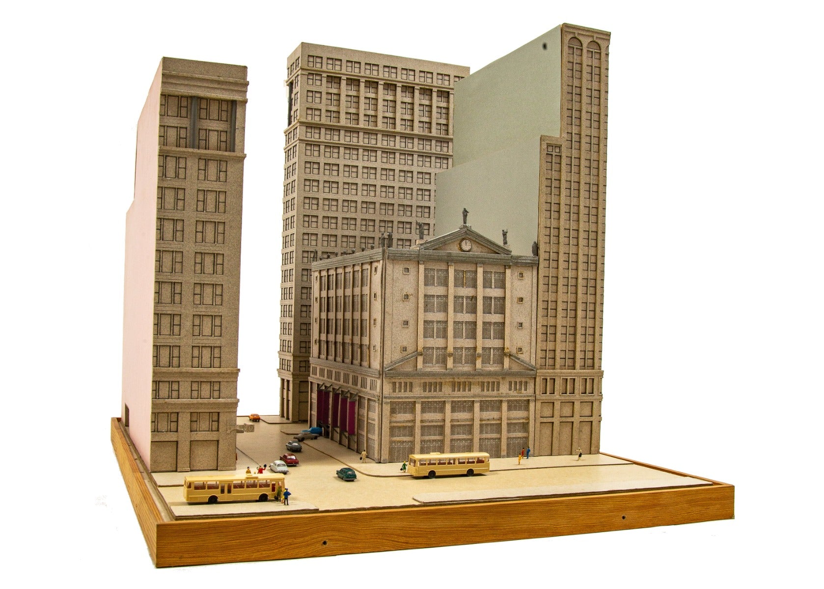 oversized and detailed 1990s stanley tigerman presentation model for a parking garage located on the se corner of state and washington streets