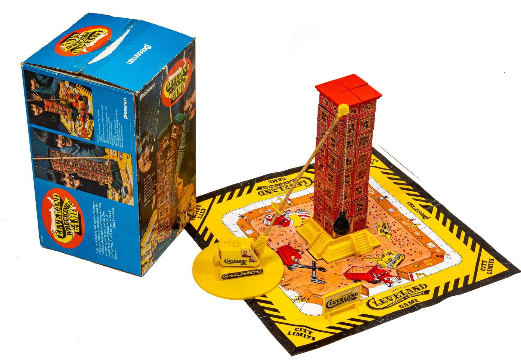 rare 1977 original and intact cleveland wrecking company game by pressman