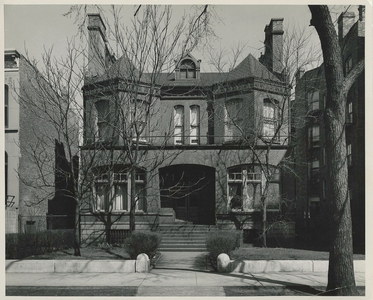 original unsigned 1950s richard nickel 8 x 10 silver gelatin print of adler and sullivan's 1884 ann halsted house