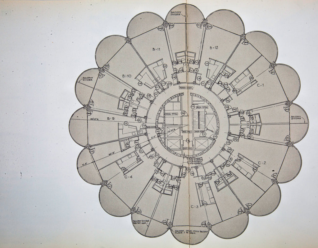 original and largely intact 1962 marina city (bertrand goldberg, 1964-68) prospectus showcasing the building’s distinctive architectural elements with floor plans, site layouts, models, and photographs.