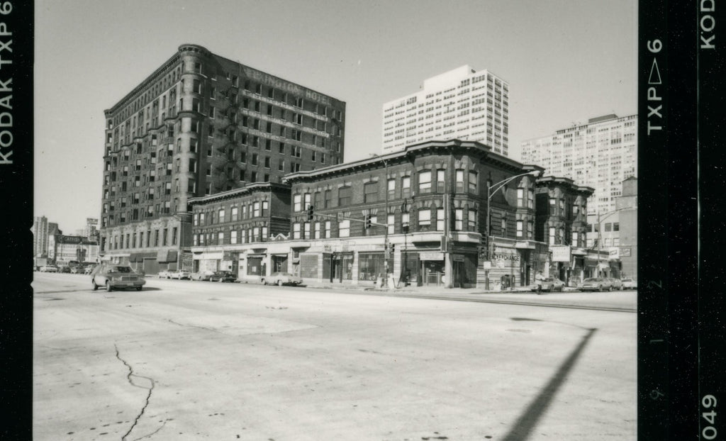 highly sought after 1890s original salvaged chicago lexington hotel monogrammed doorknob with nicely aged patina