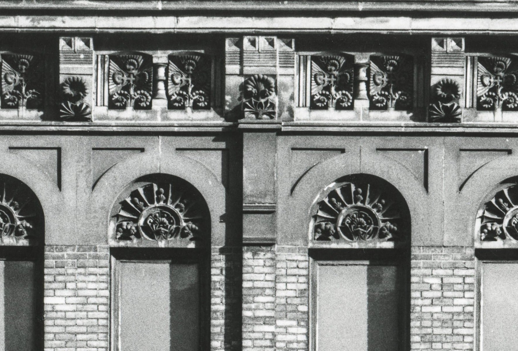 historically important 1881 adler and sullivan rosenfeld building red glazed terra fragment salvaged by richard nickel in 1959