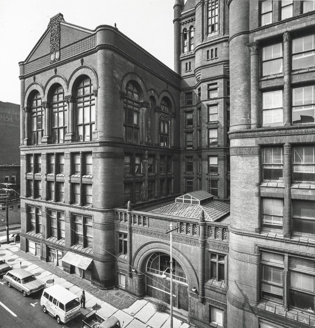 original museum-quality ornamental cast iron interior kansas city board of trade building staircase baluster