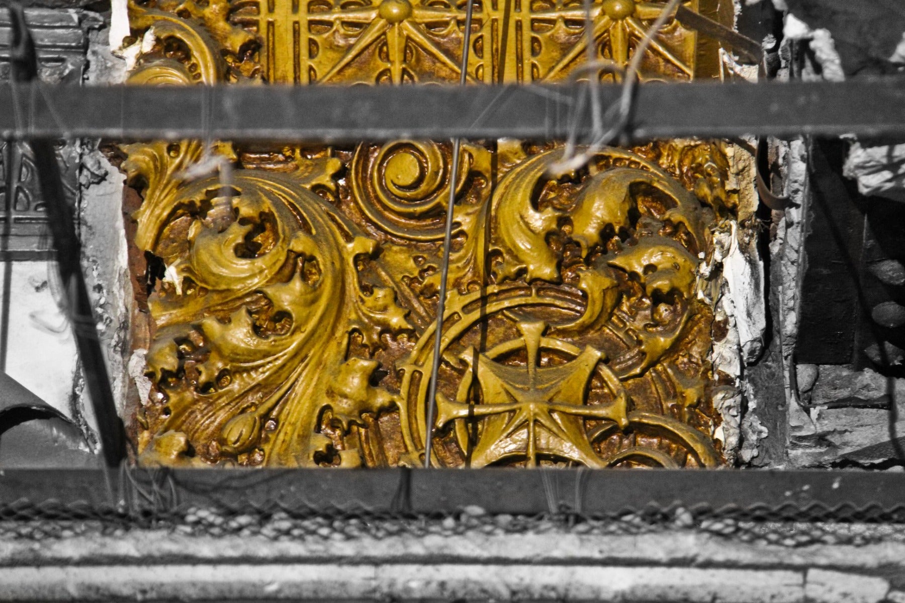 original hugh garden-designed painted cast plaster cherry circle logo fragment salvaged from the chicago athletic association building