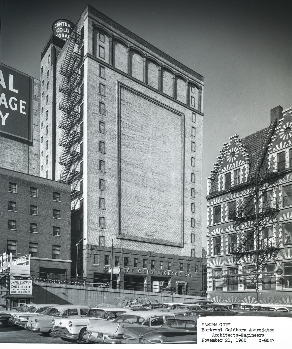 photographic images of bertrand goldberg's marina city taken before, during, and after it's completion in 1968