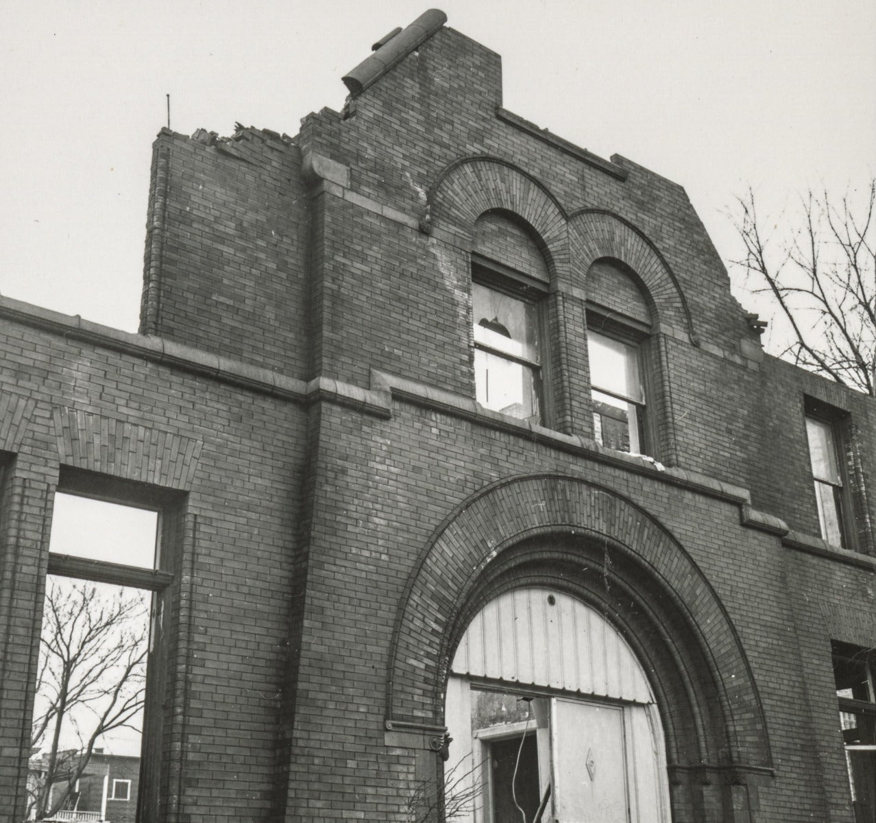 salvaged cast plaster interior church of the covenant (burnham and root) column capital salvaged by david norris